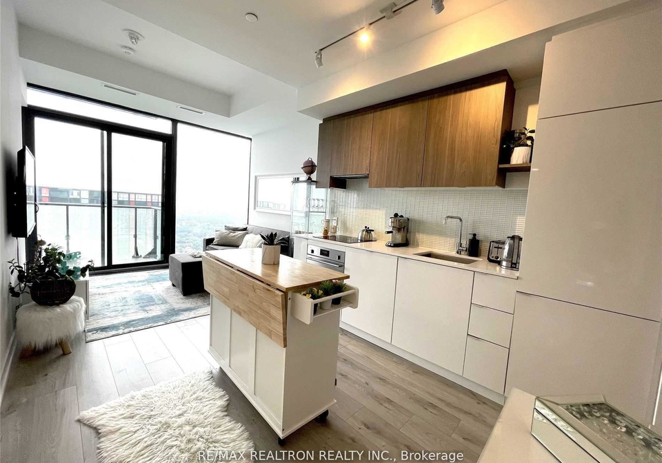 161-roehampton-avenue-toronto-ontario-c12873682