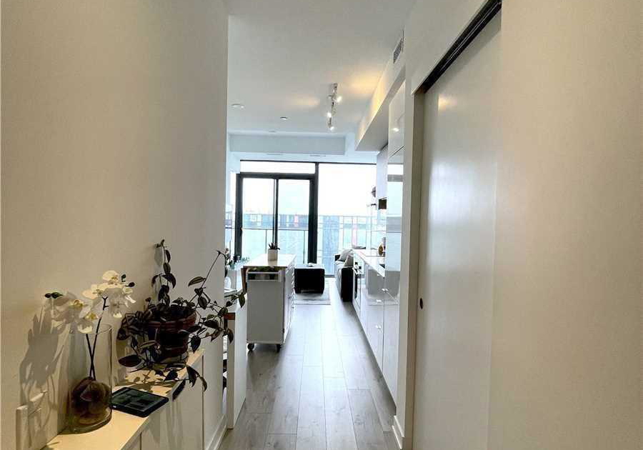 161-roehampton-avenue-toronto-ontario-c12873682