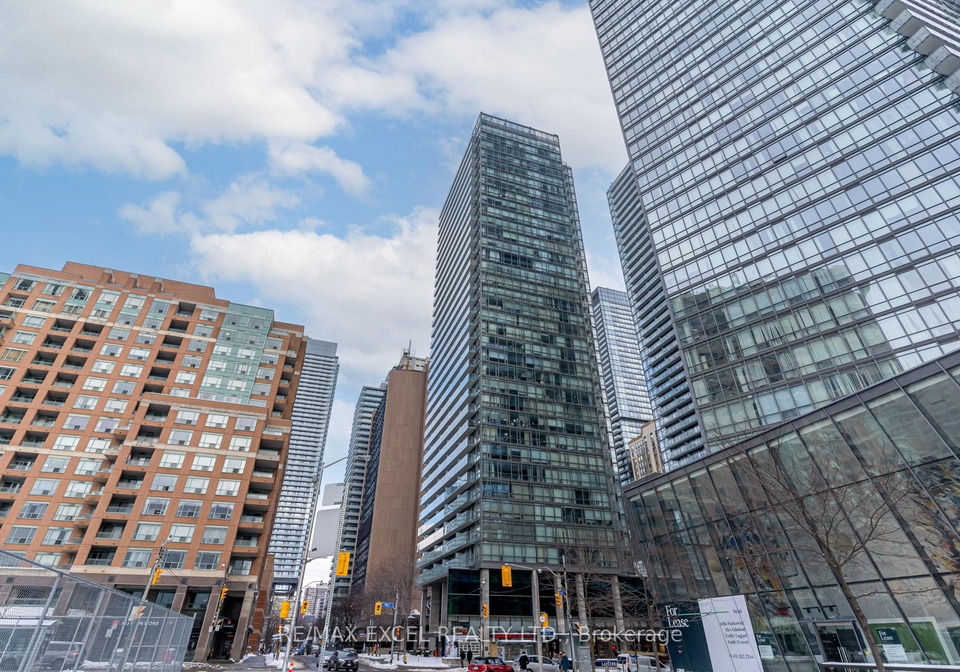 37-grosvenor-street-toronto-ontario-c12873826