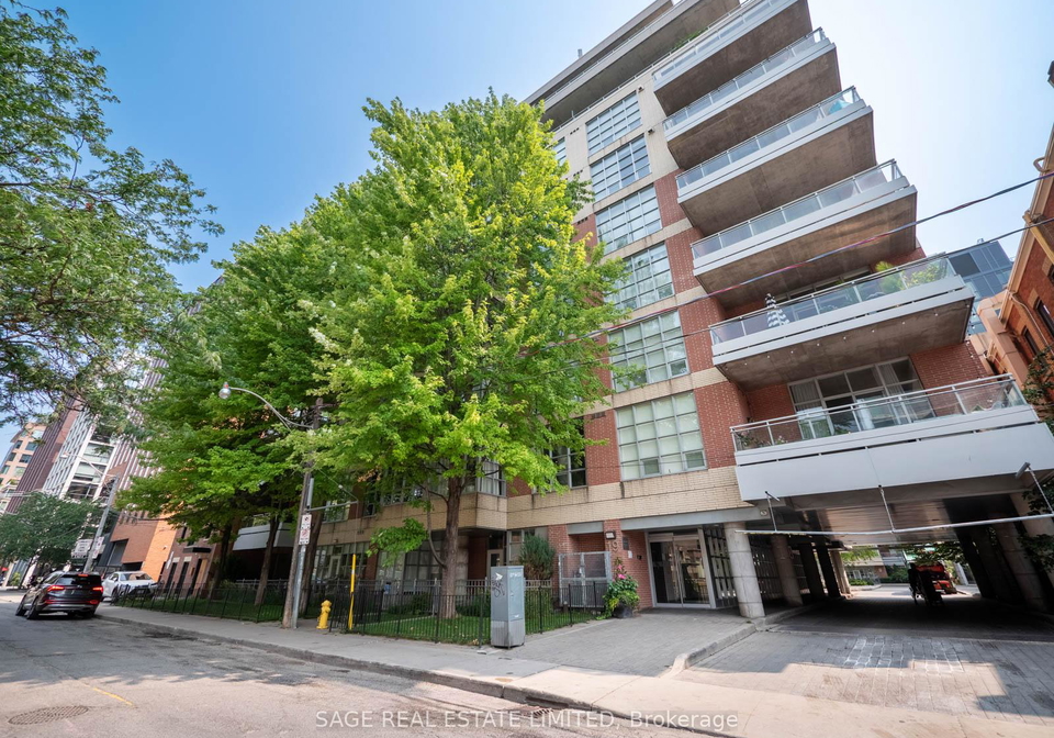 19-brant-street-w-toronto-ontario-c12873846