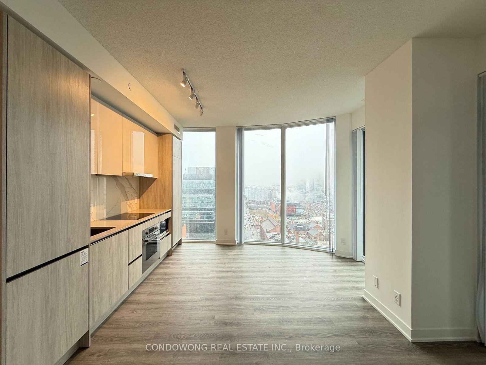 180-front-street-e-toronto-ontario-c12874238