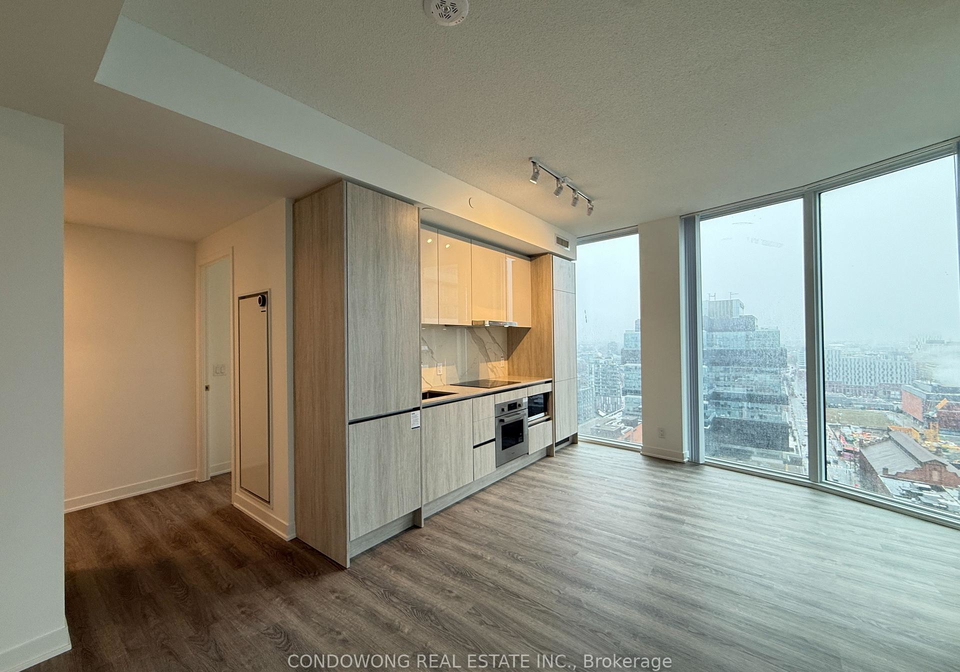 180-front-street-e-toronto-ontario-c12874238