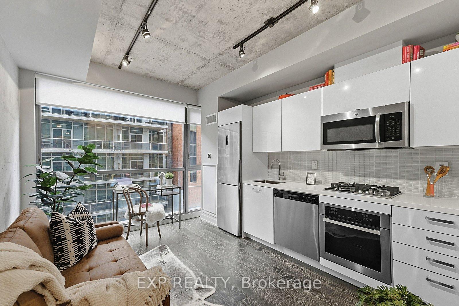 39-brant-street-toronto-ontario-c12874416