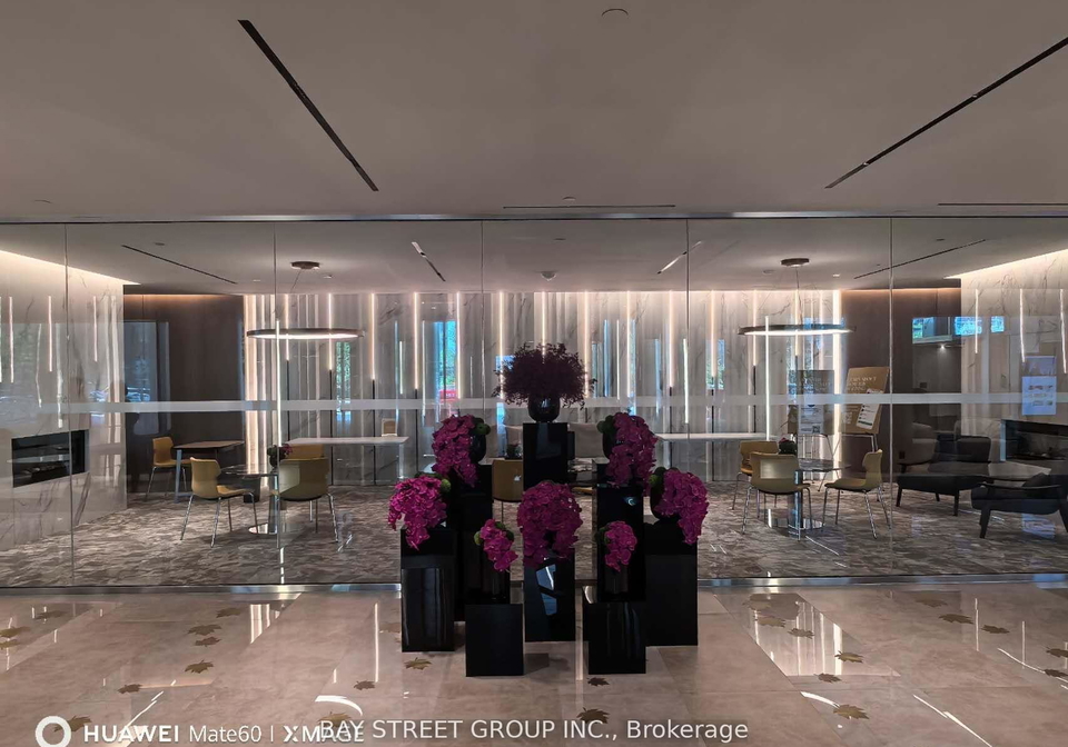 3-concord-cityplace-way-toronto-ontario-c12874476