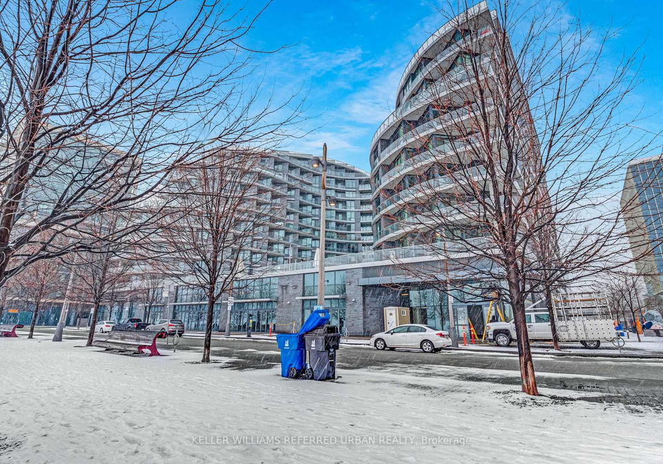 1-edgewater-drive-toronto-ontario-c12875064
