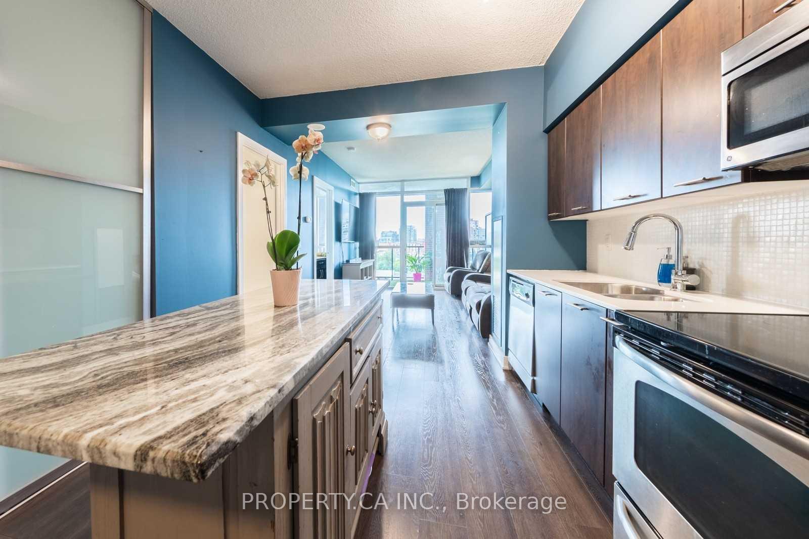 169-fort-york-boulevard-toronto-ontario-c12875164