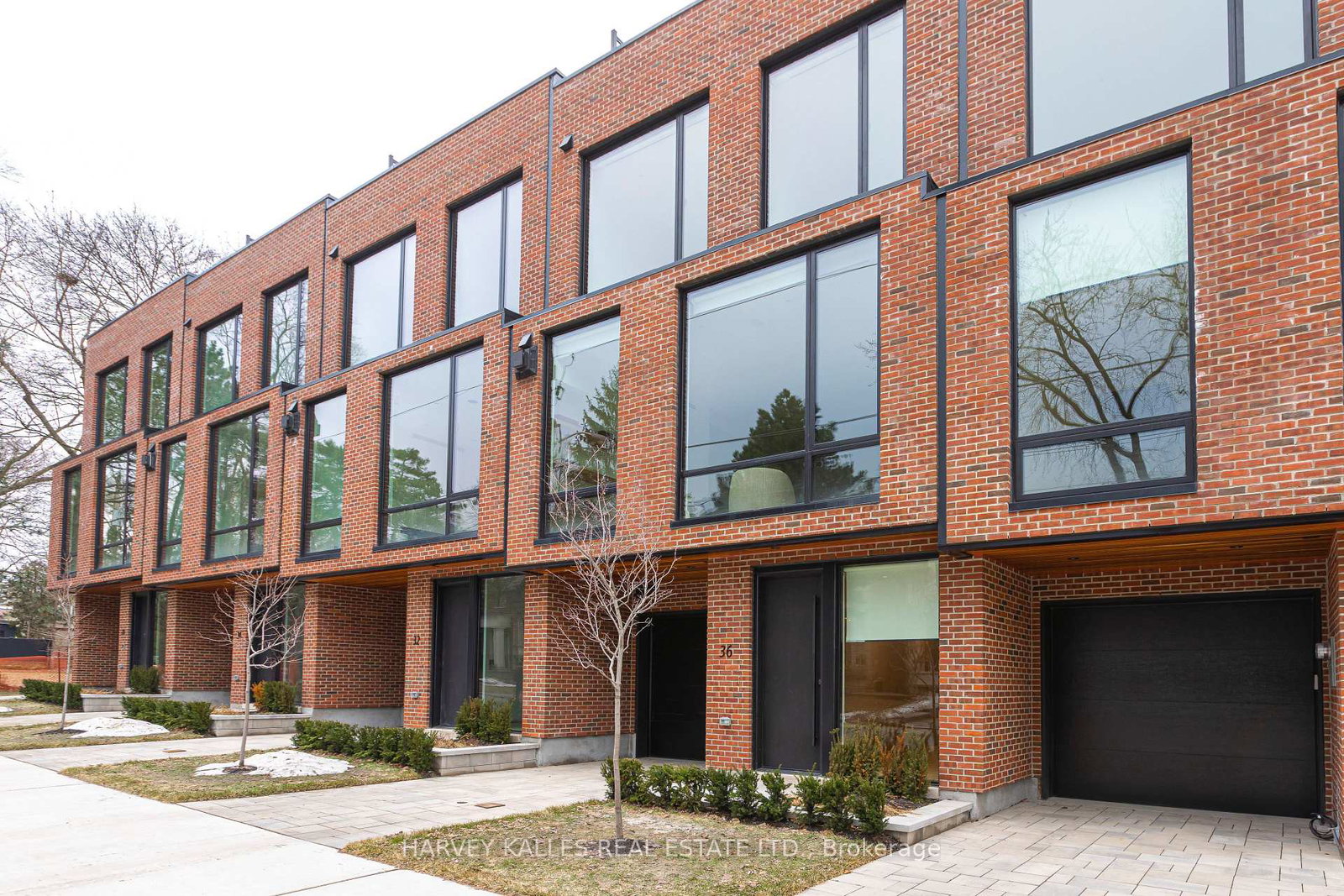 36-evergreen-gardens-east-york-ontario-c12875206