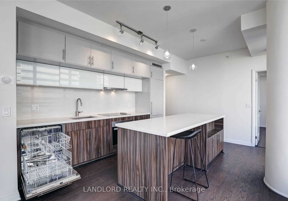 8-mercer-street-toronto-ontario-c12875222