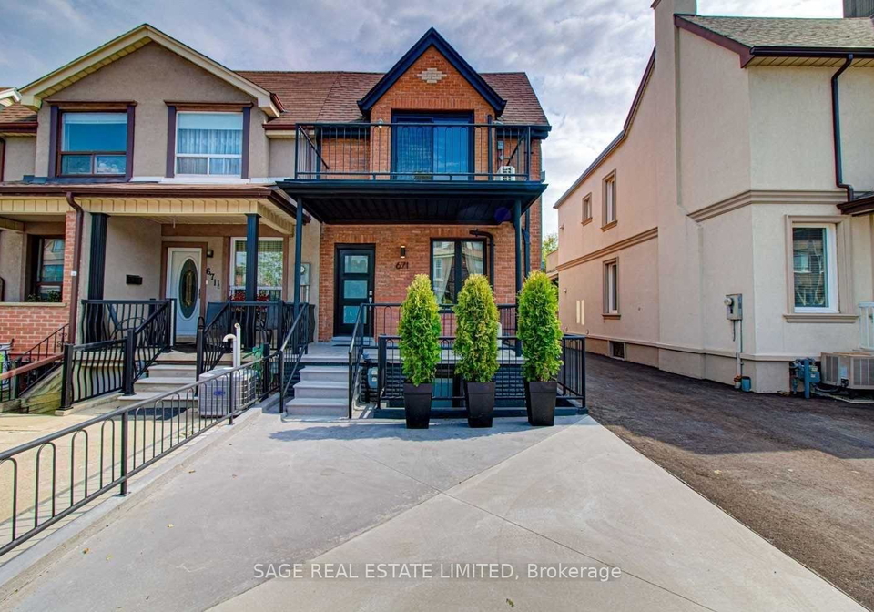 671-dufferin-street-toronto-ontario-c12875328