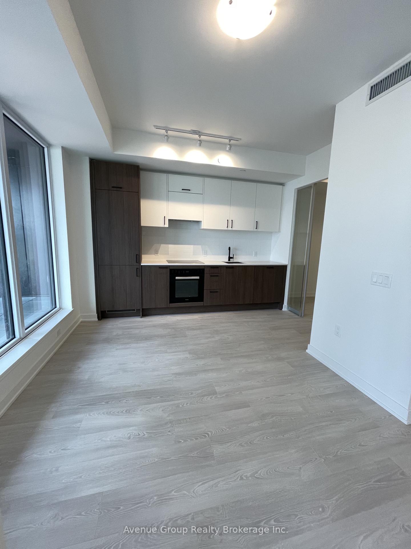 1-quarrington-lane-north-york-ontario-c12875654
