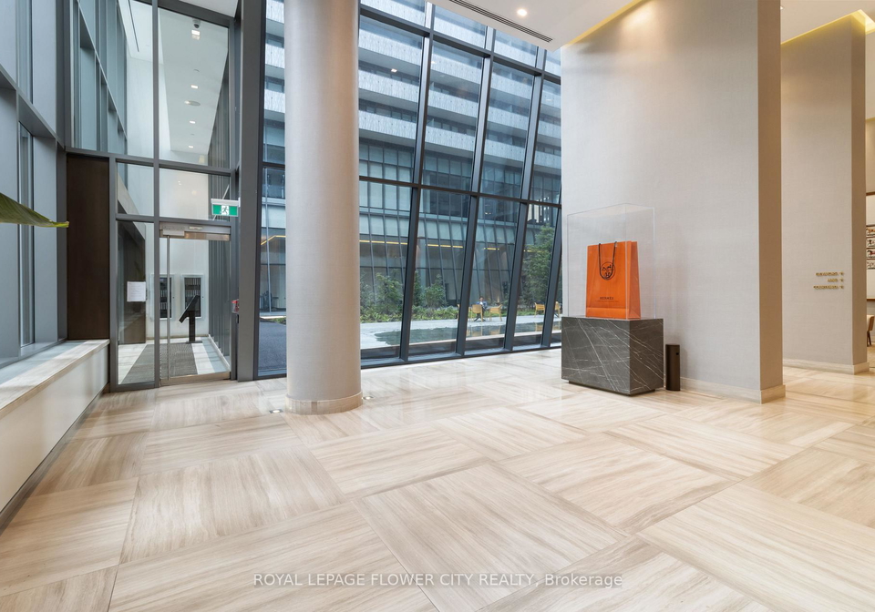 50-charles-street-e-toronto-ontario-c12876018