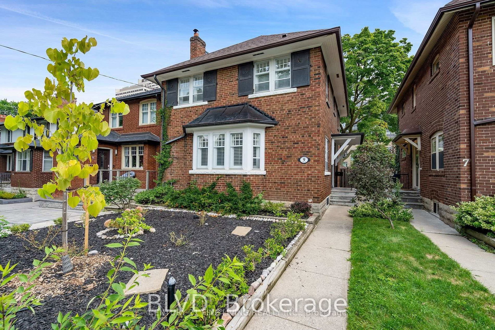 9-maxwell-avenue-toronto-ontario-c12876022