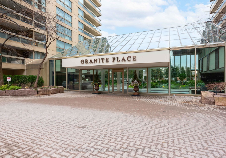 61-st-clair-avenue-w-toronto-ontario-c12876076