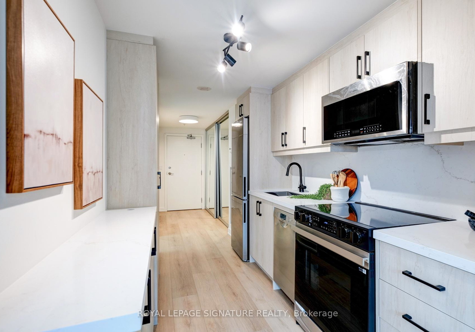 32-camden-street-toronto-ontario-c12876146