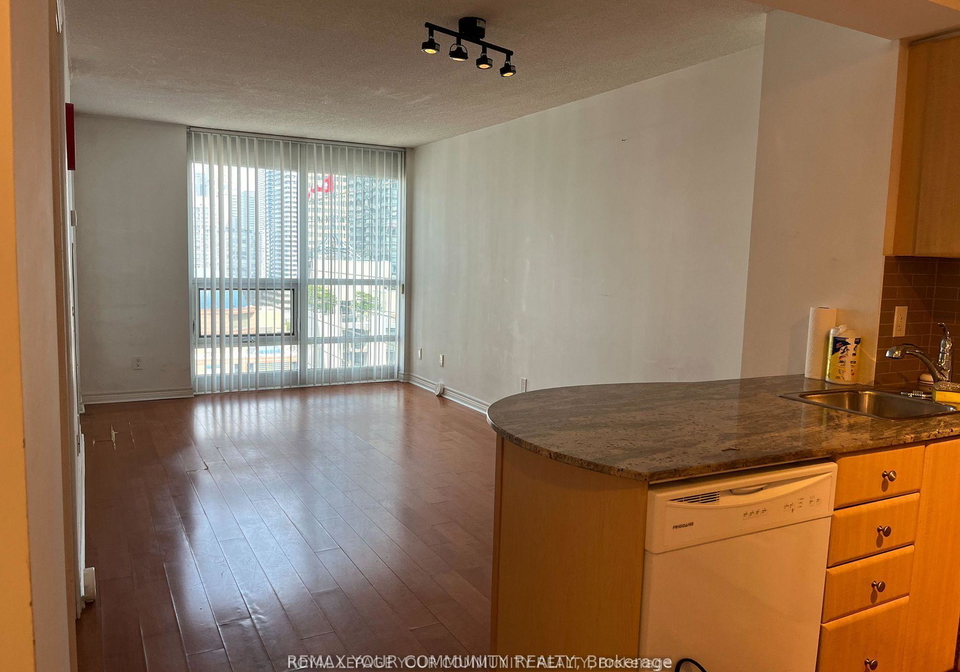 763-bay-street-toronto-ontario-c12876178