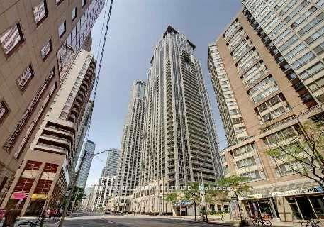 761-bay-street-toronto-ontario-c12876572
