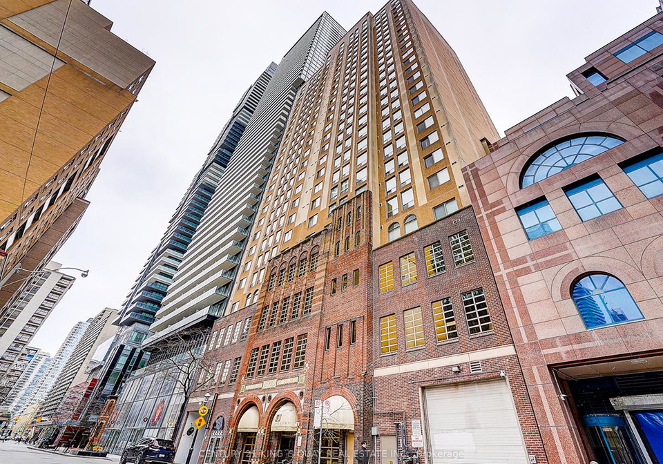 25-grenville-street-toronto-ontario-c12876654