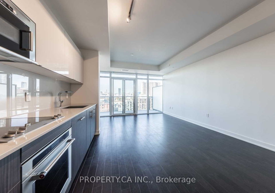 330-richmond-street-w-toronto-ontario-c12876700