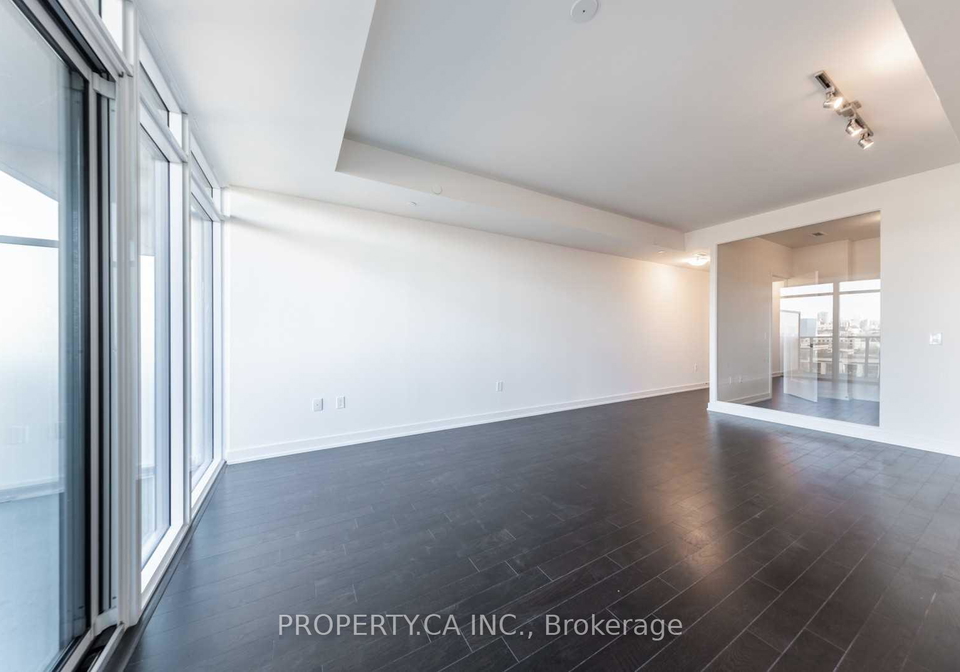 330-richmond-street-w-toronto-ontario-c12876700