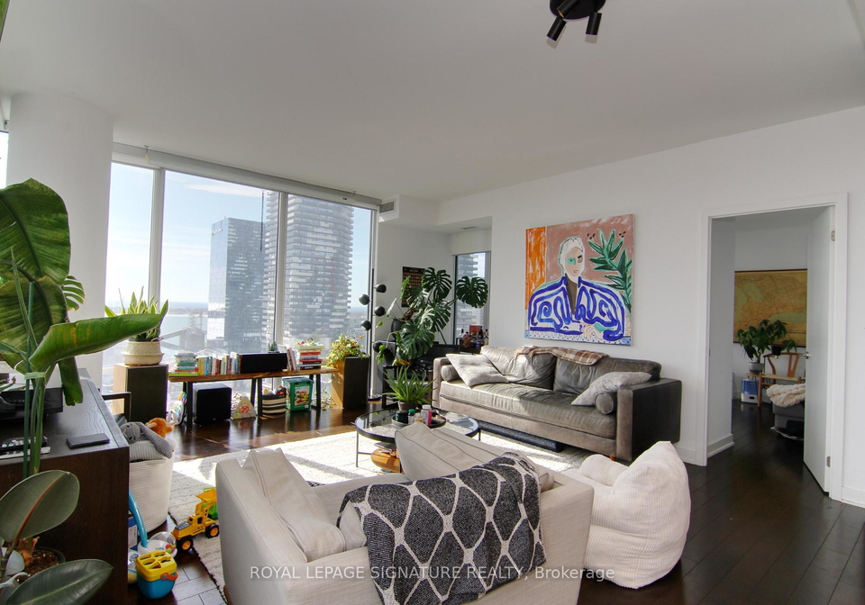 1-market-street-toronto-ontario-c12876794