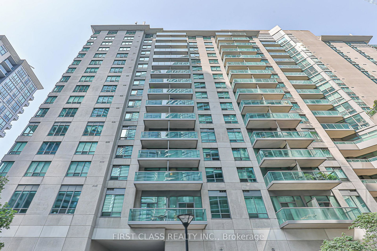 51-lower-simcoe-street-toronto-ontario-c12877006