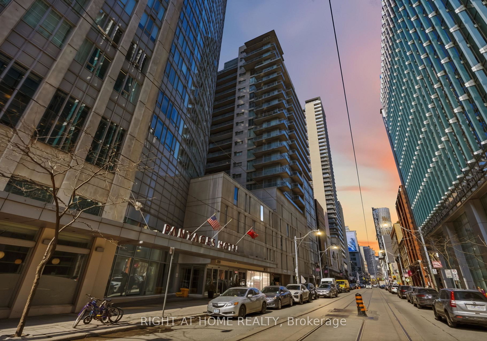 210-victoria-street-toronto-ontario-c12877038