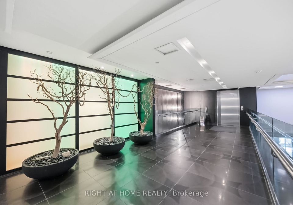 210-victoria-street-toronto-ontario-c12877038