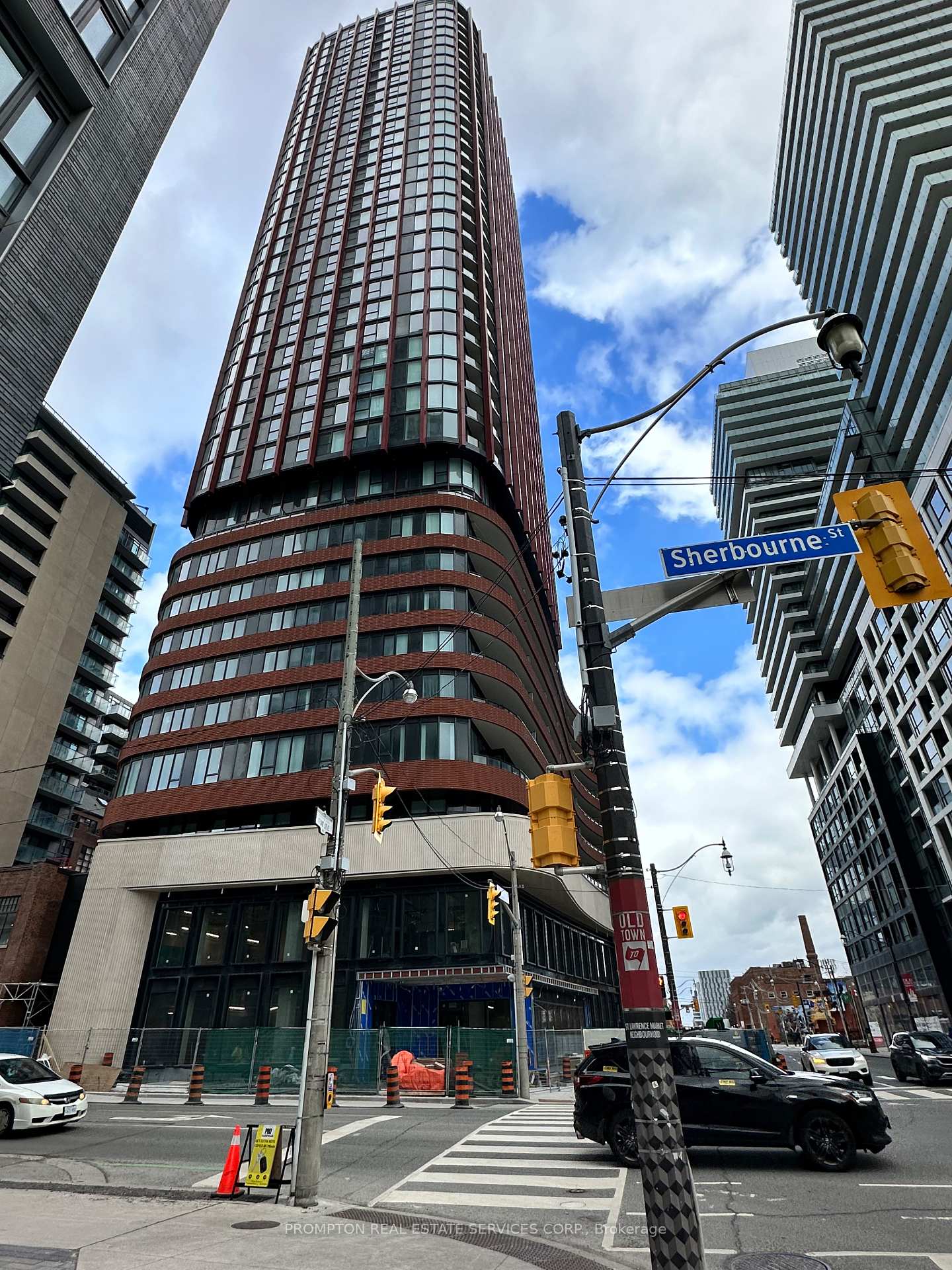 180-front-street-e-toronto-ontario-c12877082