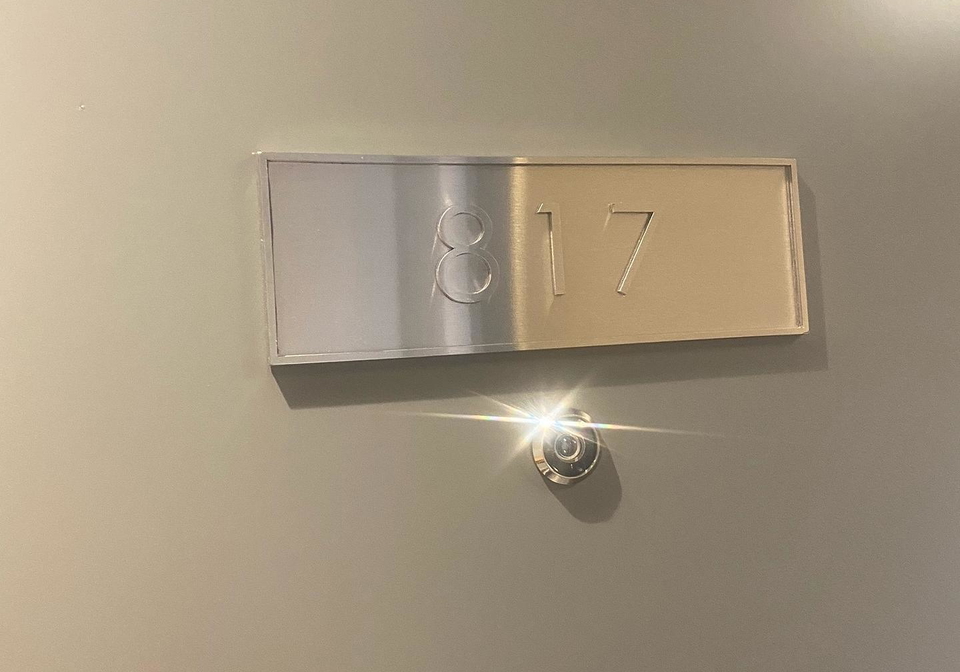 155-yorkville-avenue-toronto-ontario-c12877154