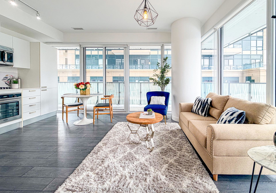 42-charles-street-e-toronto-ontario-c12877640