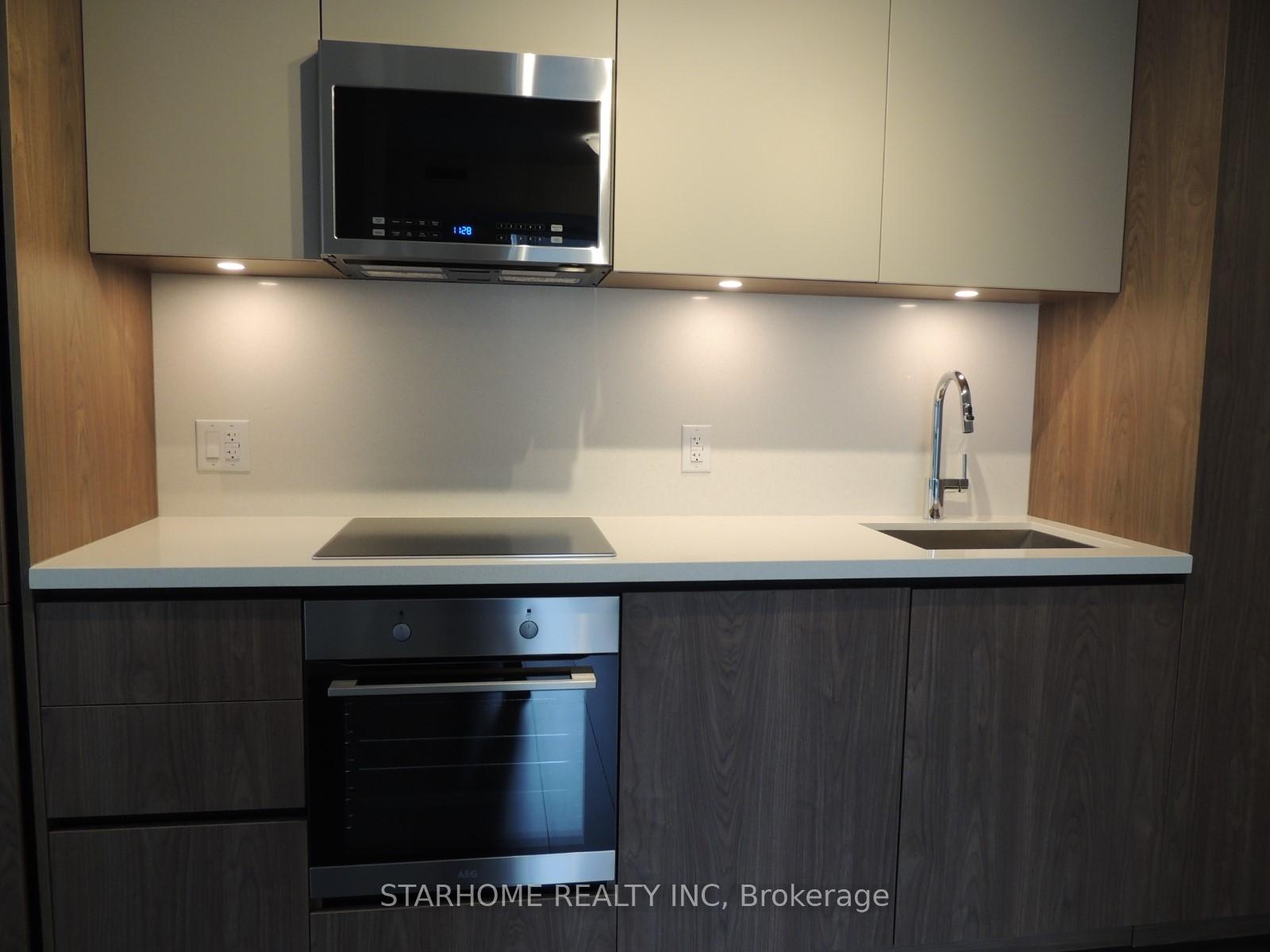 8-widmer-street-toronto-ontario-c12877708