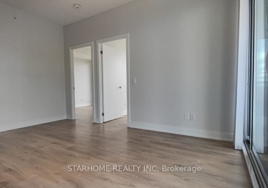 128-fairview-mall-drive-north-york-ontario-c12877824