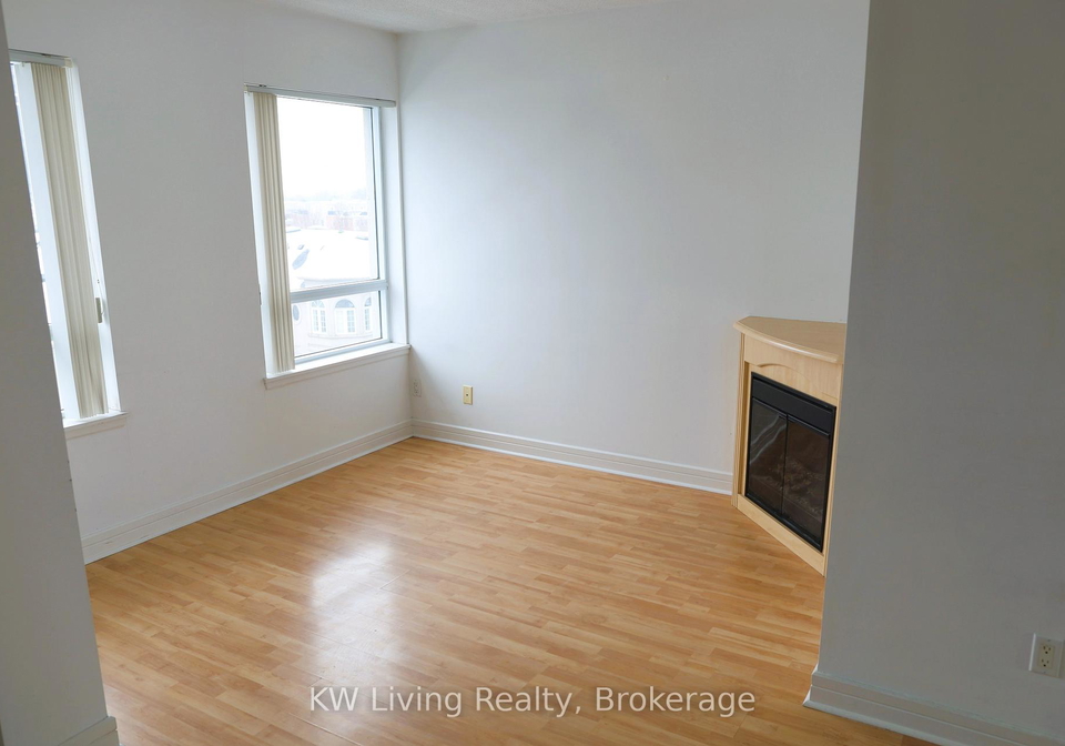 19-avondale-avenue-north-york-ontario-c12878212