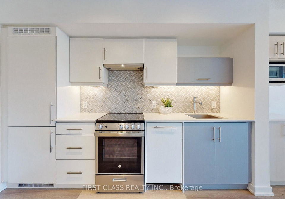 181-huron-street-toronto-ontario-c12878264