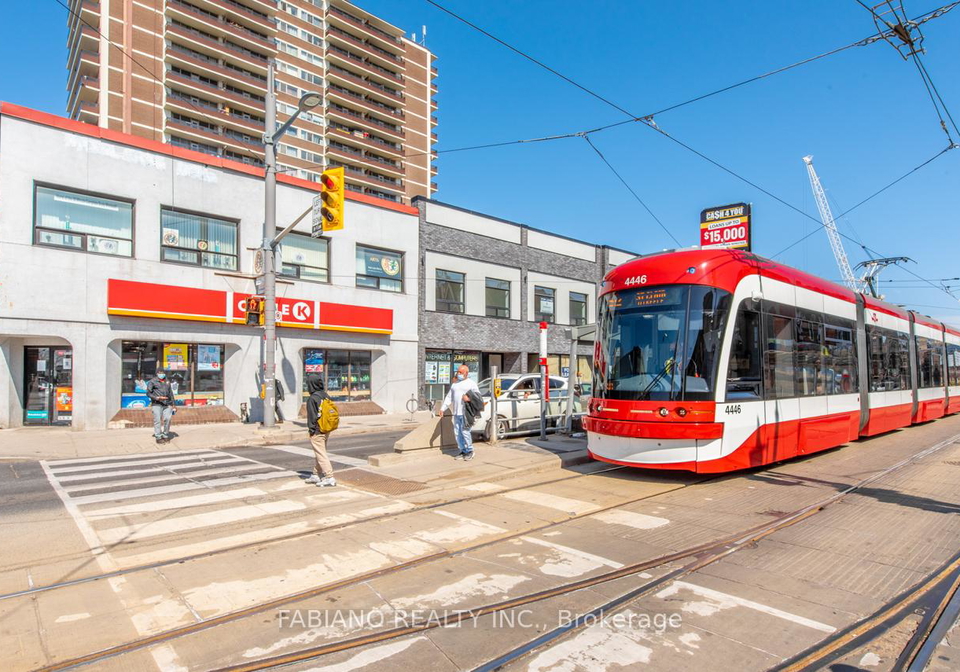 94st-clair-avenue-w-toronto-ontario-c12878336