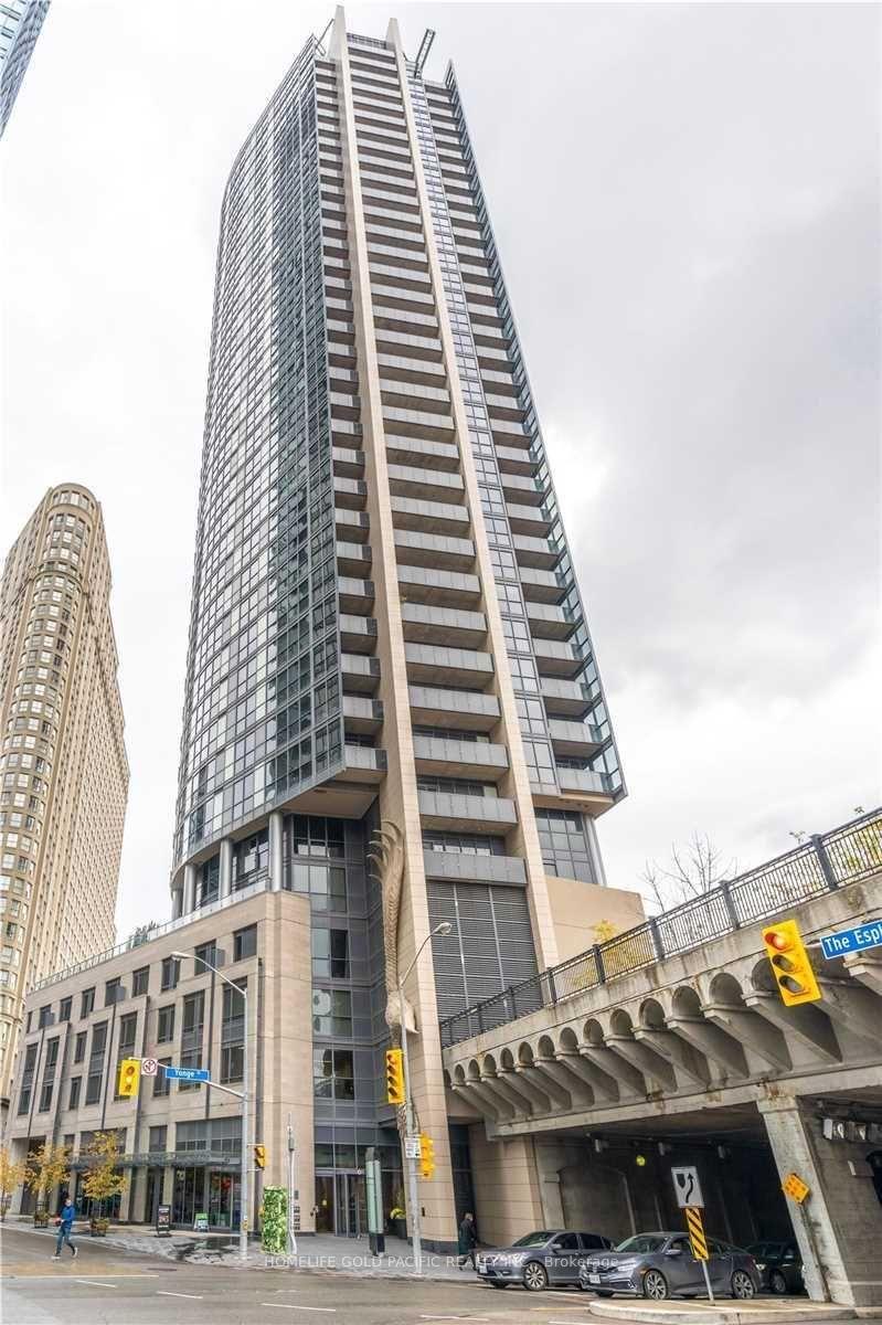 1-the-esplanade-toronto-ontario-c12878506