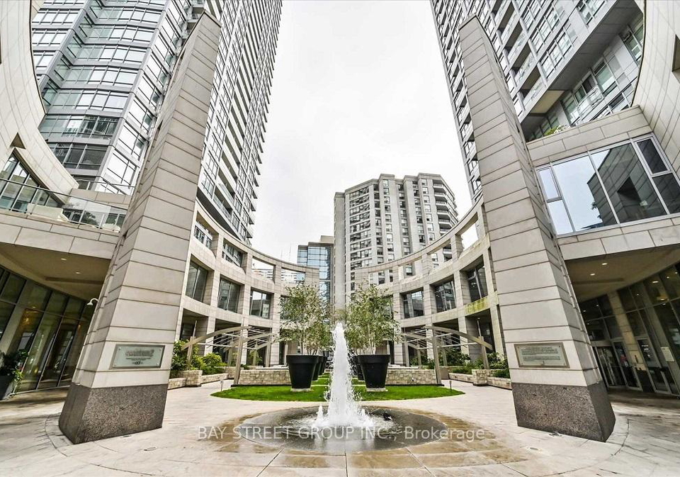 2191-yonge-street-toronto-ontario-c12878766