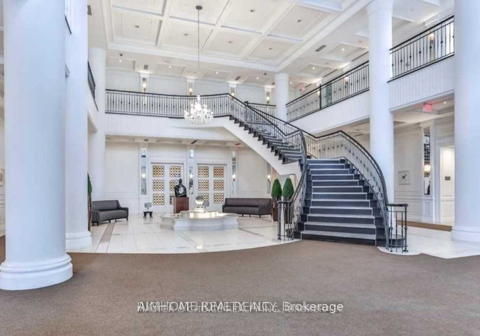 15-greenview-avenue-toronto-ontario-c12878800