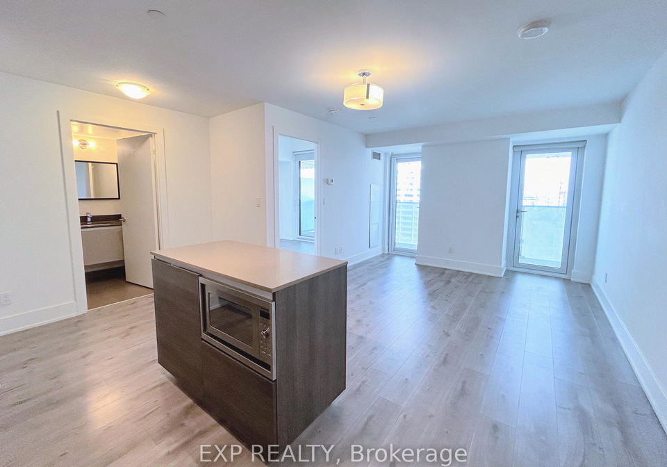 200-bloor-street-w-toronto-ontario-c12879036