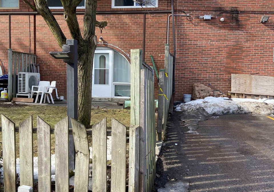 10-esterbrooke-avenue-north-york-ontario-c12879086