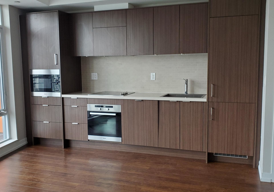 21-widmer-street-toronto-ontario-c12879336