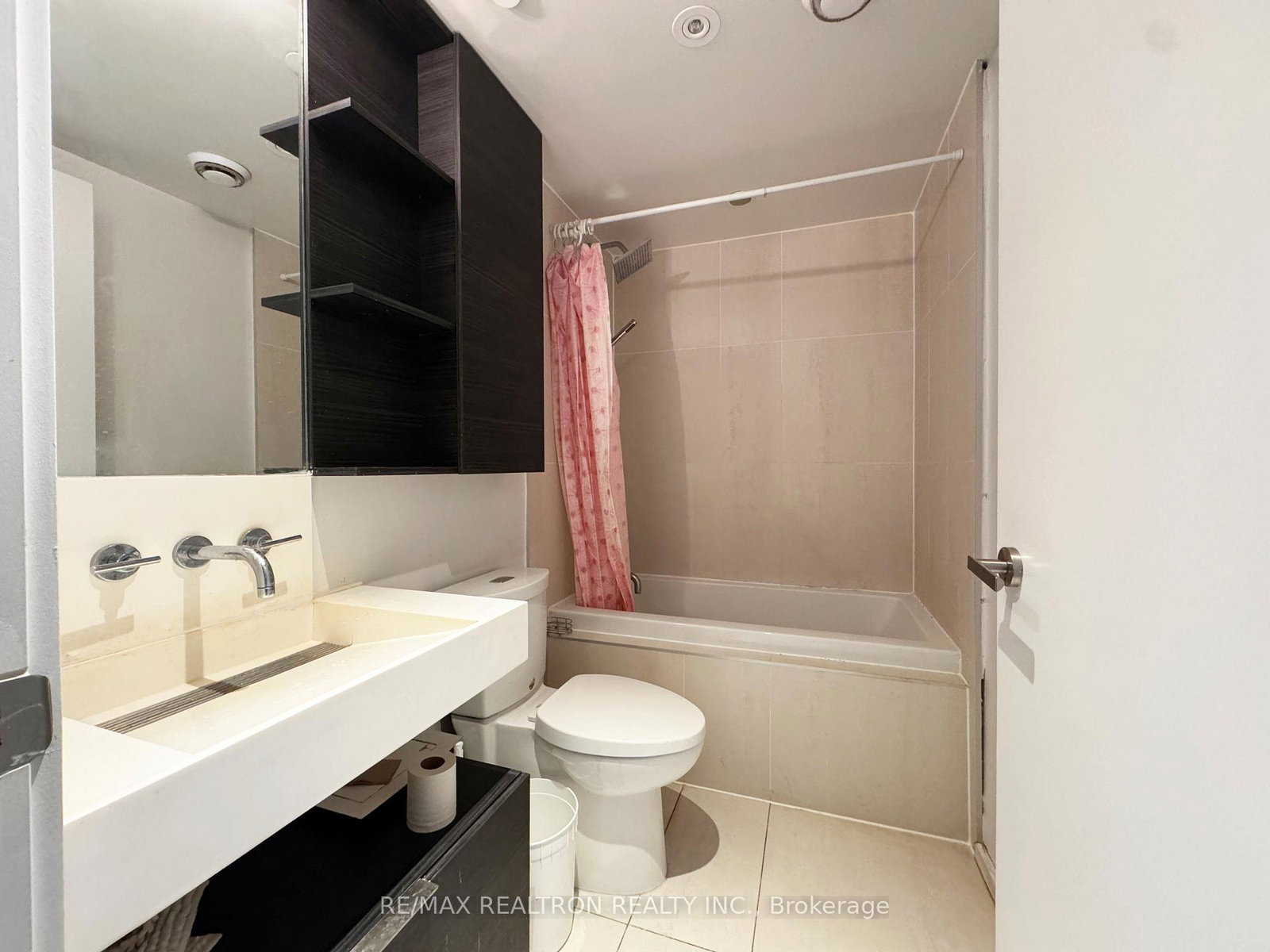 5-st-joseph-street-toronto-ontario-c12879350