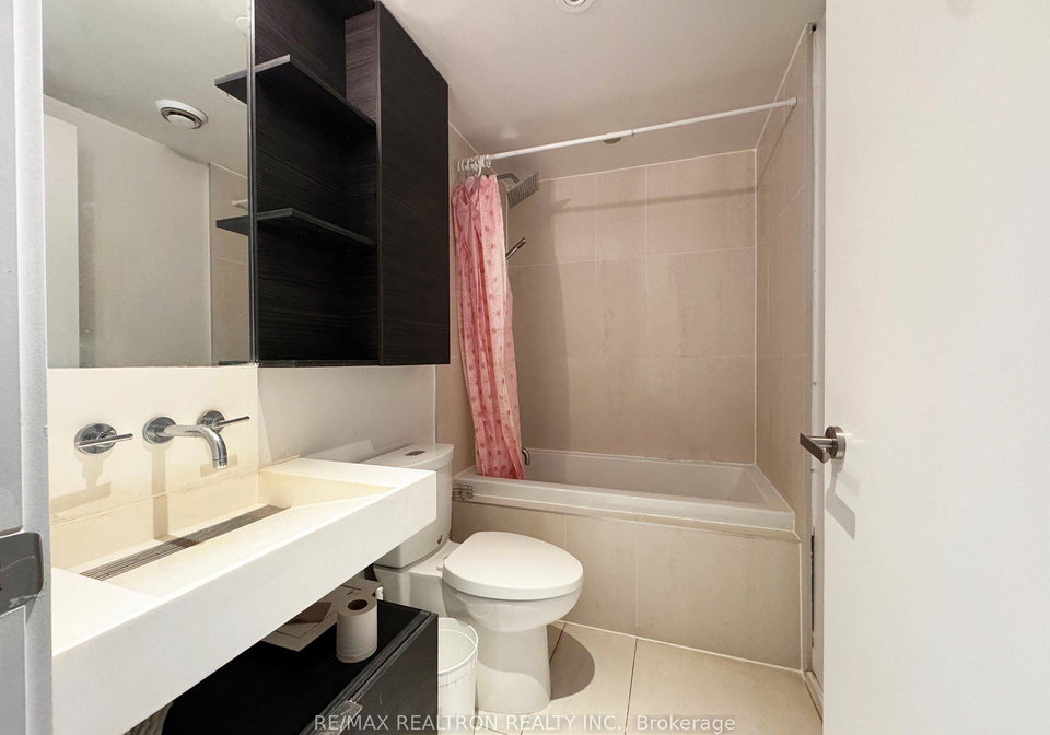 5-st-joseph-street-toronto-ontario-c12879350