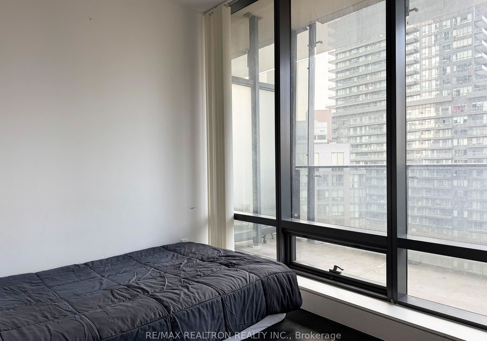 5-st-joseph-street-toronto-ontario-c12879350