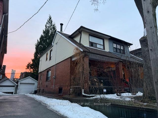 16-nasmith-avenue-toronto-ontario-c12879362