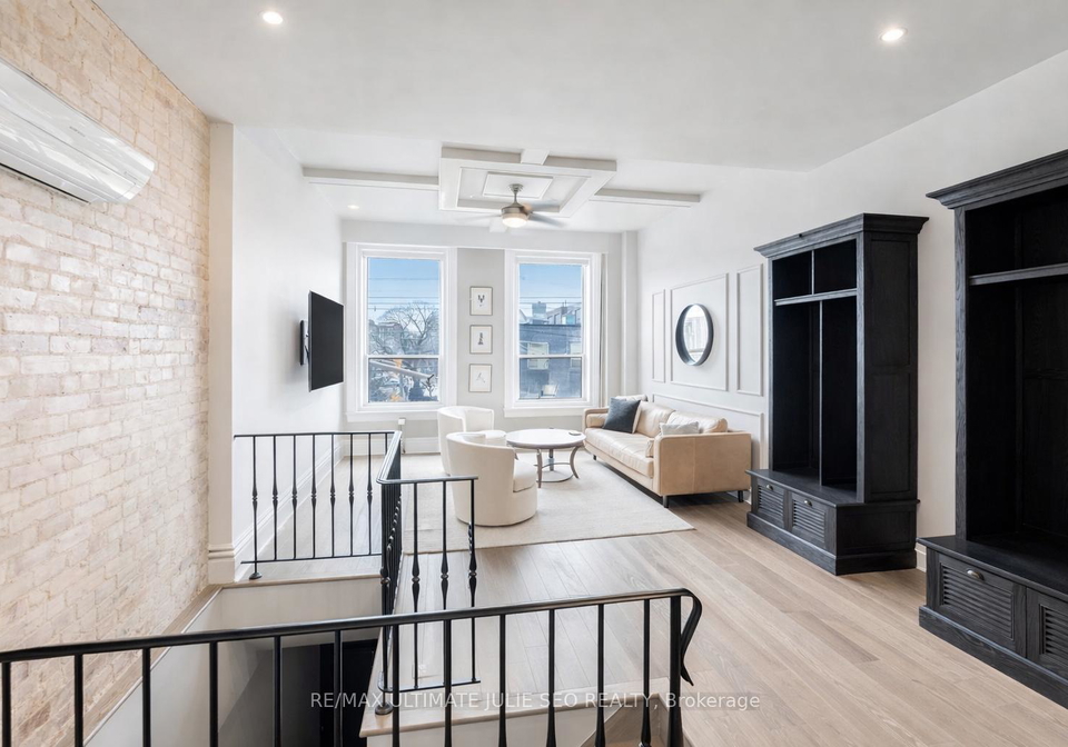 654-queen-street-w-toronto-ontario-c12879434