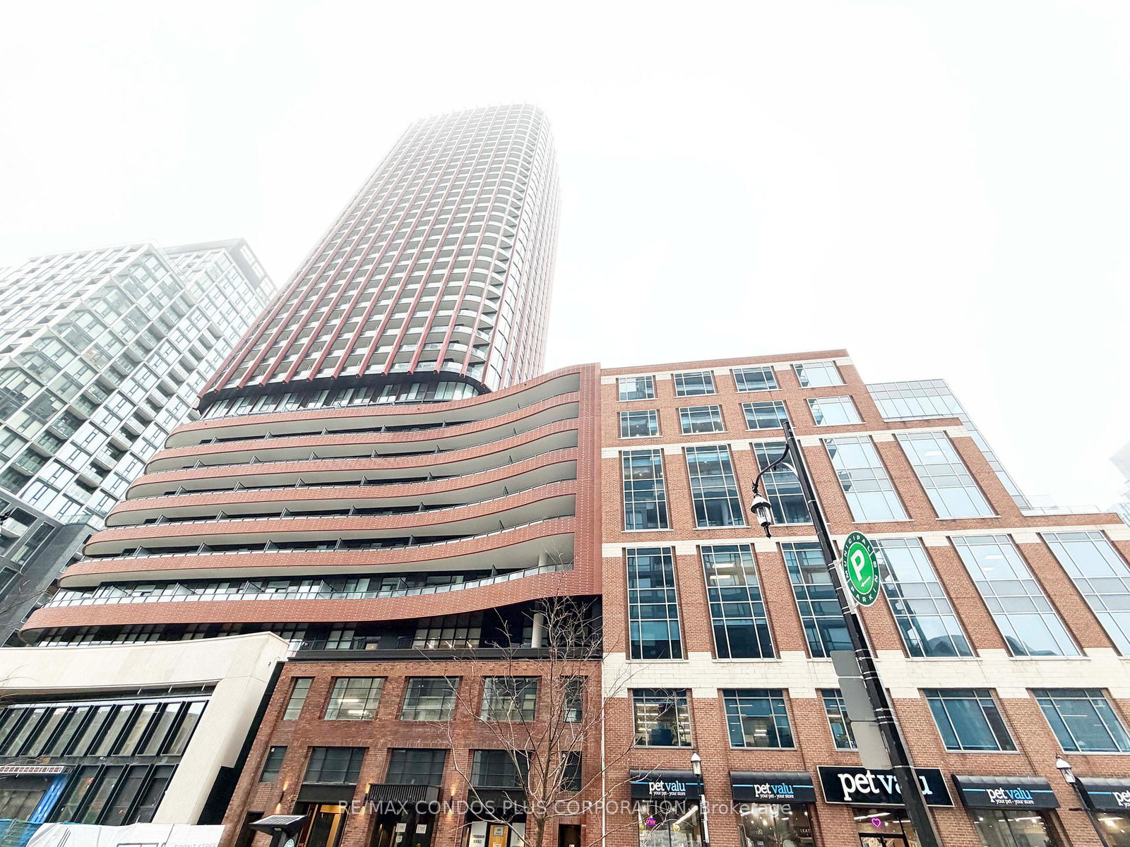 180-front-street-e-toronto-ontario-c12879656