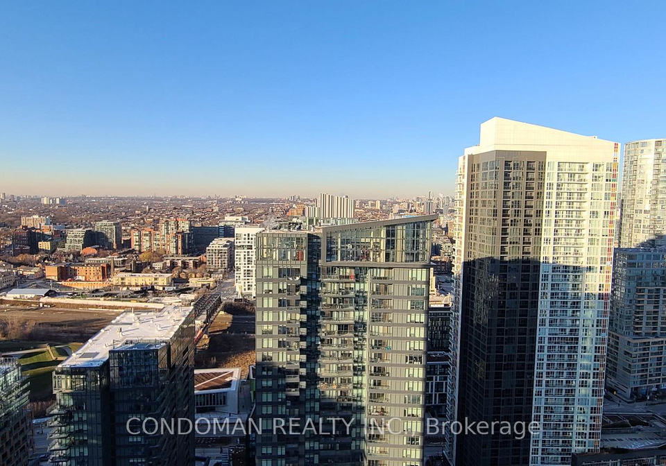 17-bathurst-street-toronto-ontario-c12879704