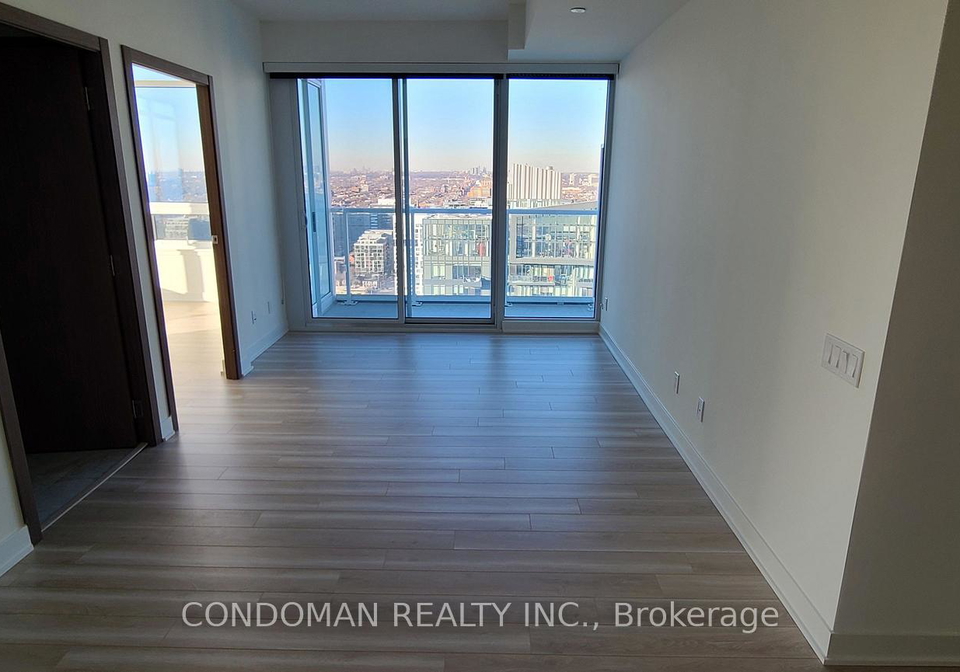 17-bathurst-street-toronto-ontario-c12879704