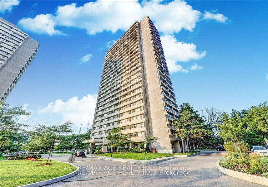 725-don-mills-road-n-east-york-ontario-c12879896